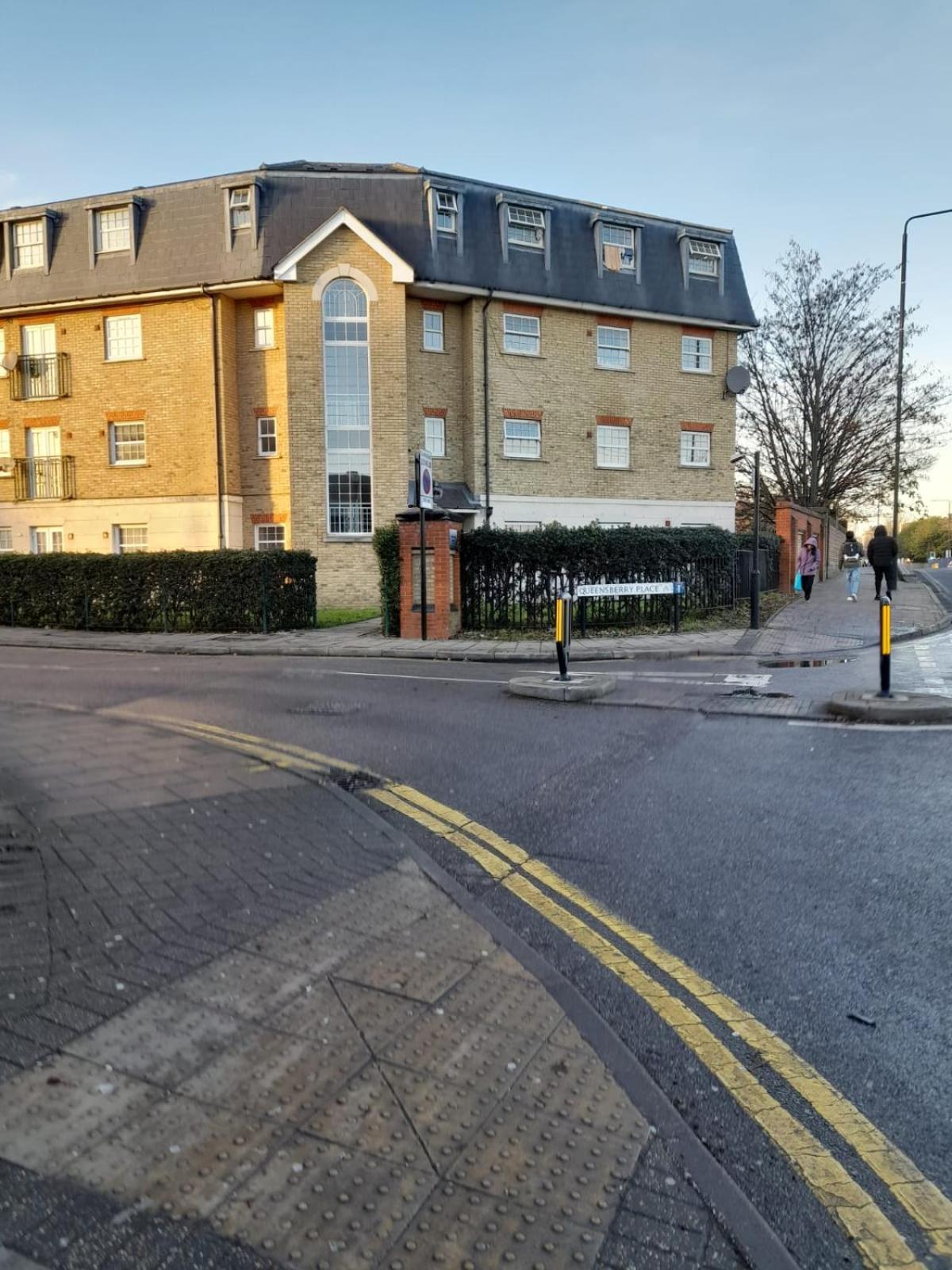 Ensuite Double Room London Bagian luar foto